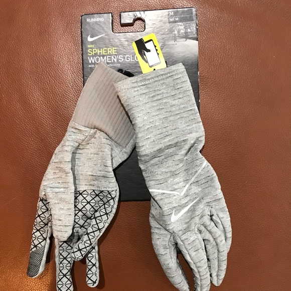 🆕 Nike Women’s “Sphere” Running Gloves - Picture 2 of 7